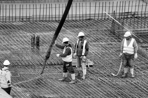 Po jakim czasie rozszalować fundament