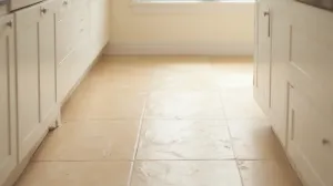 Beżowe płytki do kuchni na podłogę