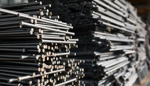 ceny stali zbrojeniowej