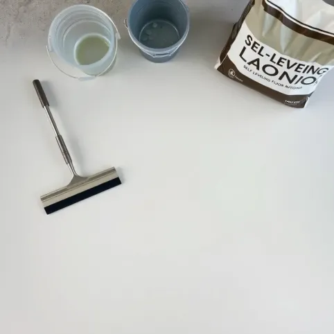 Czym wyrównać posadzkę