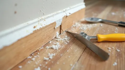 Jak zdjąć listwy przypodłogowe