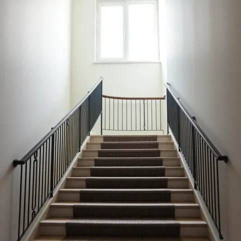 Klatka schodowa w bloku wymiary