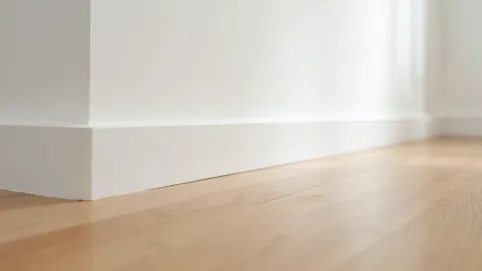 Listwy przypodłogowe zlicowane ze ścianą