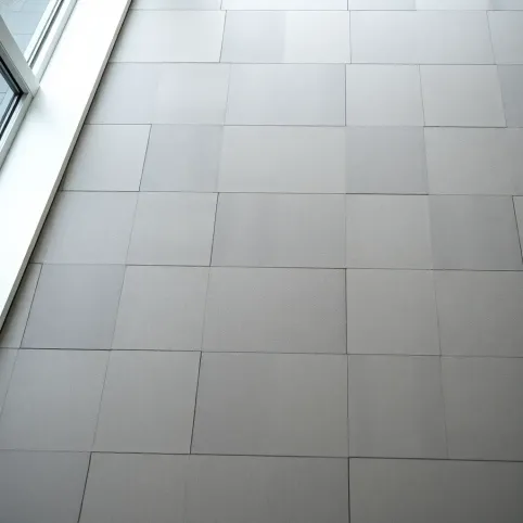 Małe kafelki podłogowe