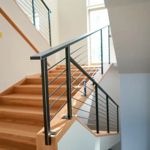 Montaż balustrady na schodach wewnętrznych