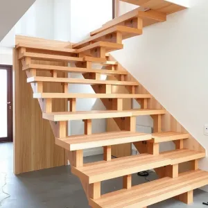 Montaż schodów drewnianych samonośnych