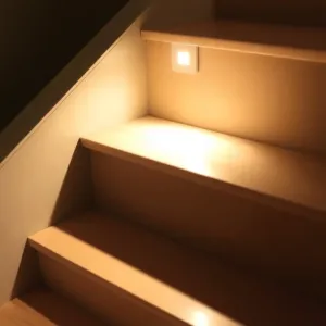 Oświetlenie schodowe 230V do puszki fi 60mm