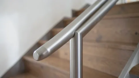 Poręcz schodowa NIERDZEWNA