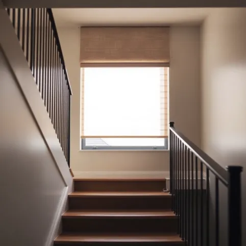 Roleta na klatkę schodową