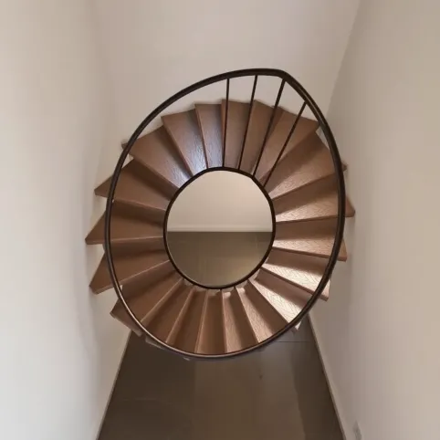 Schody kręcone małe