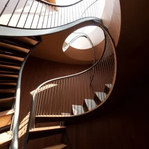 Schody kręcone z montażem