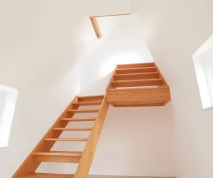 Schody strychowe z montażem