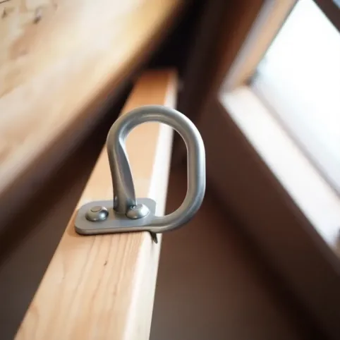 Uchwyt do schodów strychowych