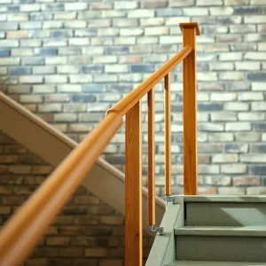 Wysokość balustrady na klatce schodowej