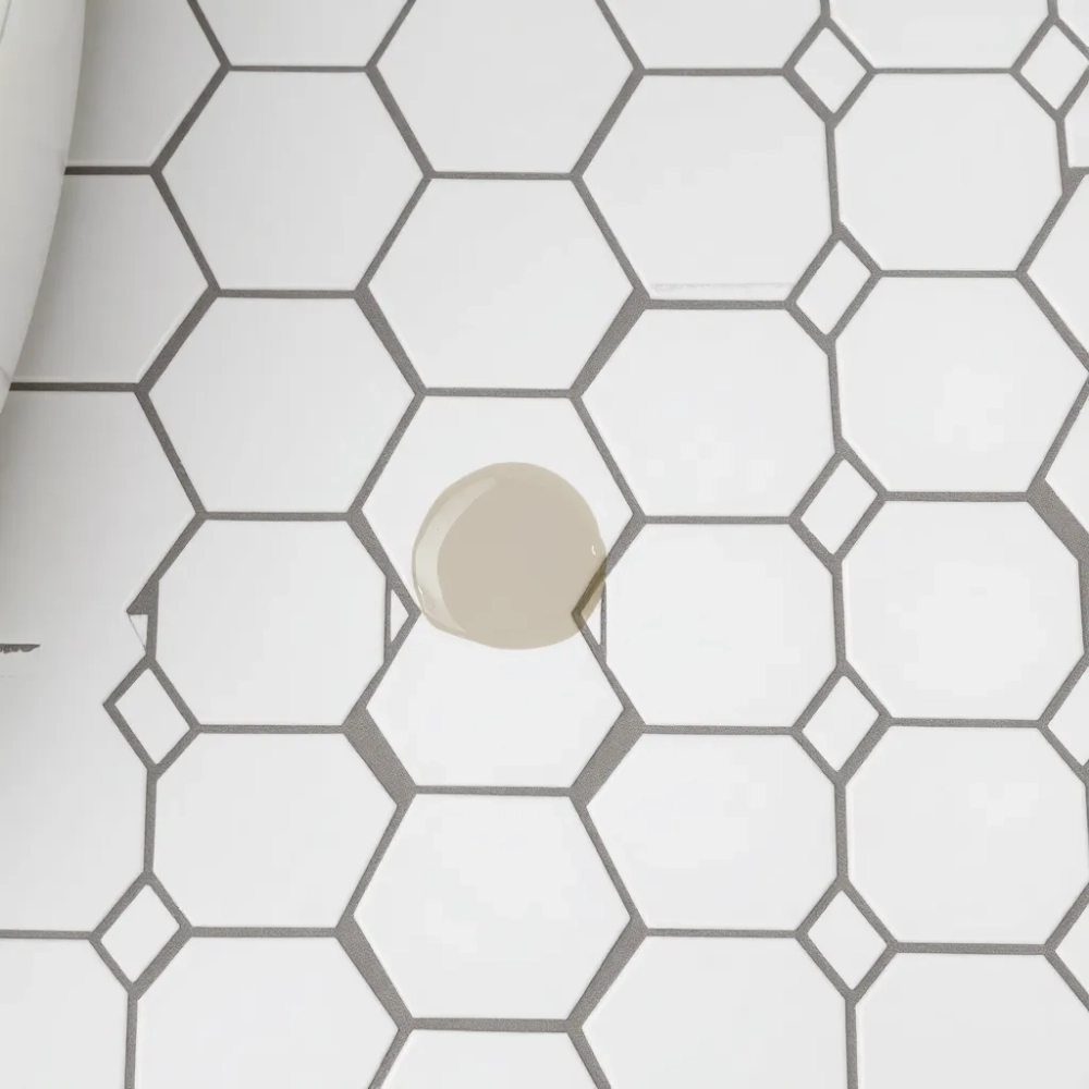 Tania podłoga do łazienki